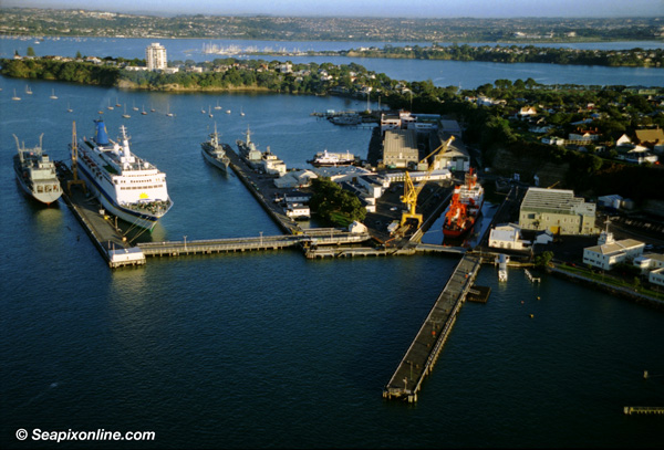 Pacific Sky, Sky Princess, Fairsky, HMNZS Endeavour, Sonne, Sky Wonder, Atlantic Star, Antic,... 8024026 ID 1559